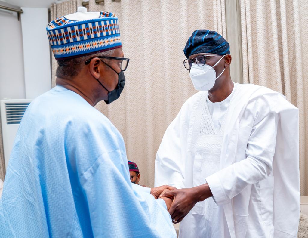 GOV. SANWO-OLU PAYS CONDOLENCE VISIT TO FAMILY OF ALHAJI ALIKO DANGOTE OVER DEMISE OF HIS YOUNGER BROTHER, SANNI DANGOTE IN KANO